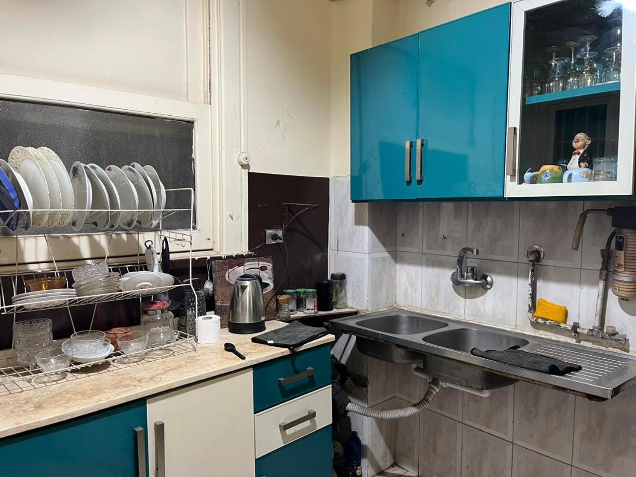 Beautiful Apartment In The Heart Of Kairo Exterior foto